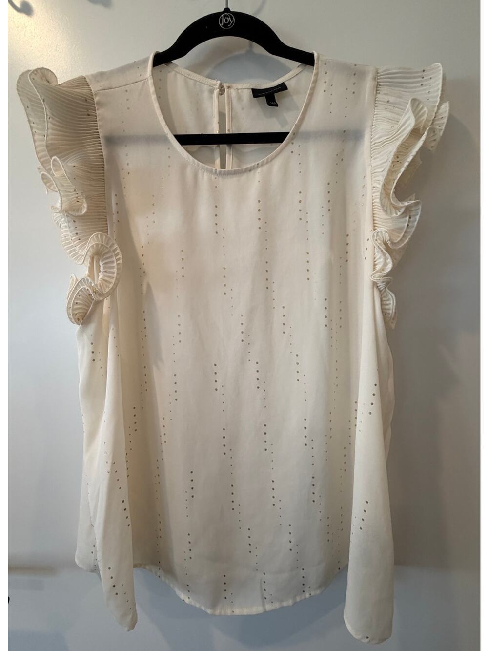 Who What Wear Flutter Sleve Tank Shear Gold accents Plus Size Spring Summer